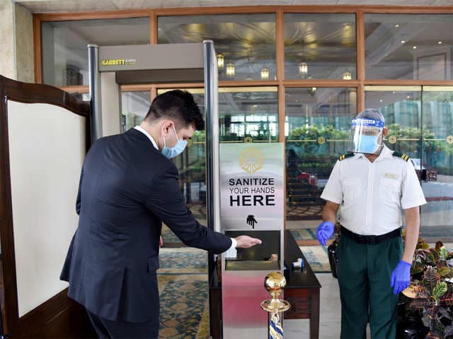 COVID Communication Plan for Hotels